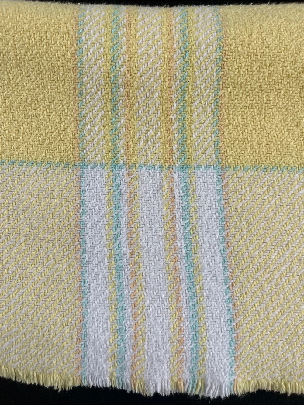 Vtg Berea College Crafts Handwoven Baby Blanket Yellow White Plaid 34x46 Fringe